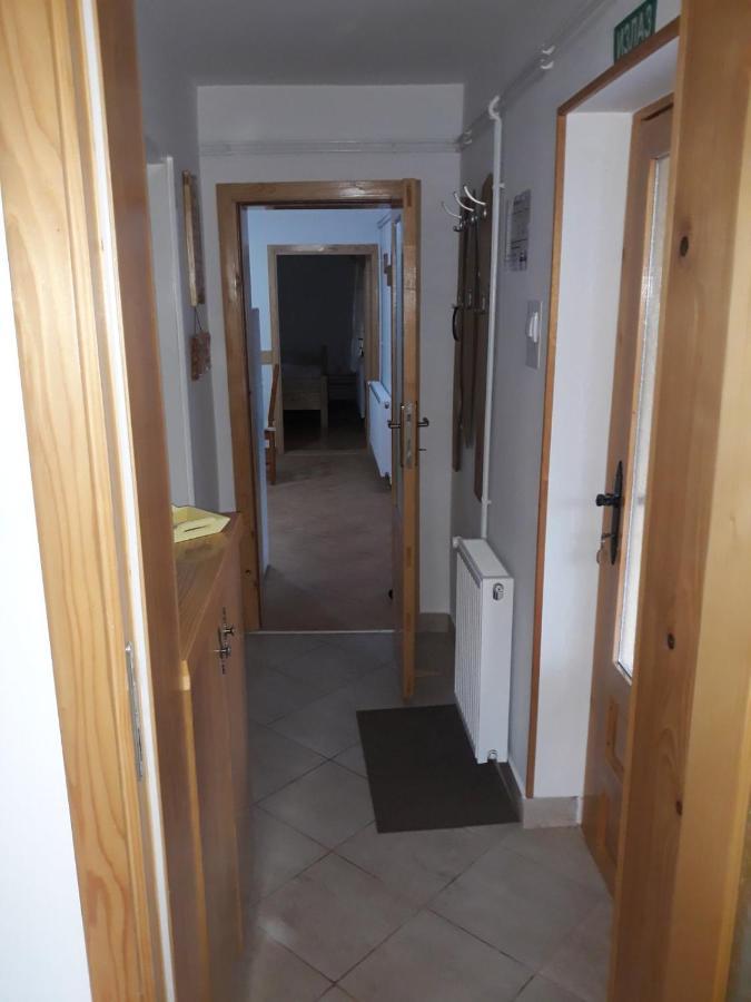 Rita Apartman & Studio 兹雷尼亚宁 外观 照片