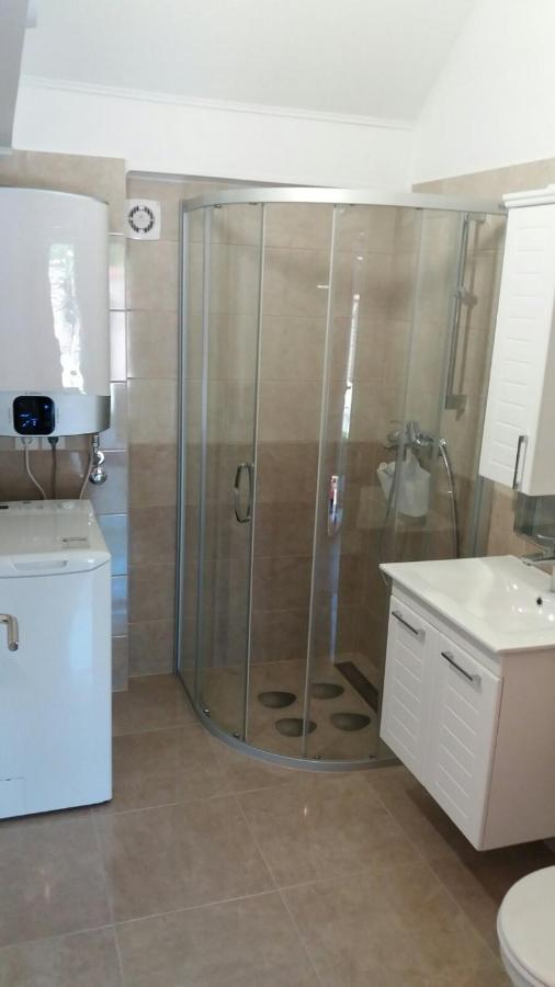 Rita Apartman & Studio 兹雷尼亚宁 外观 照片