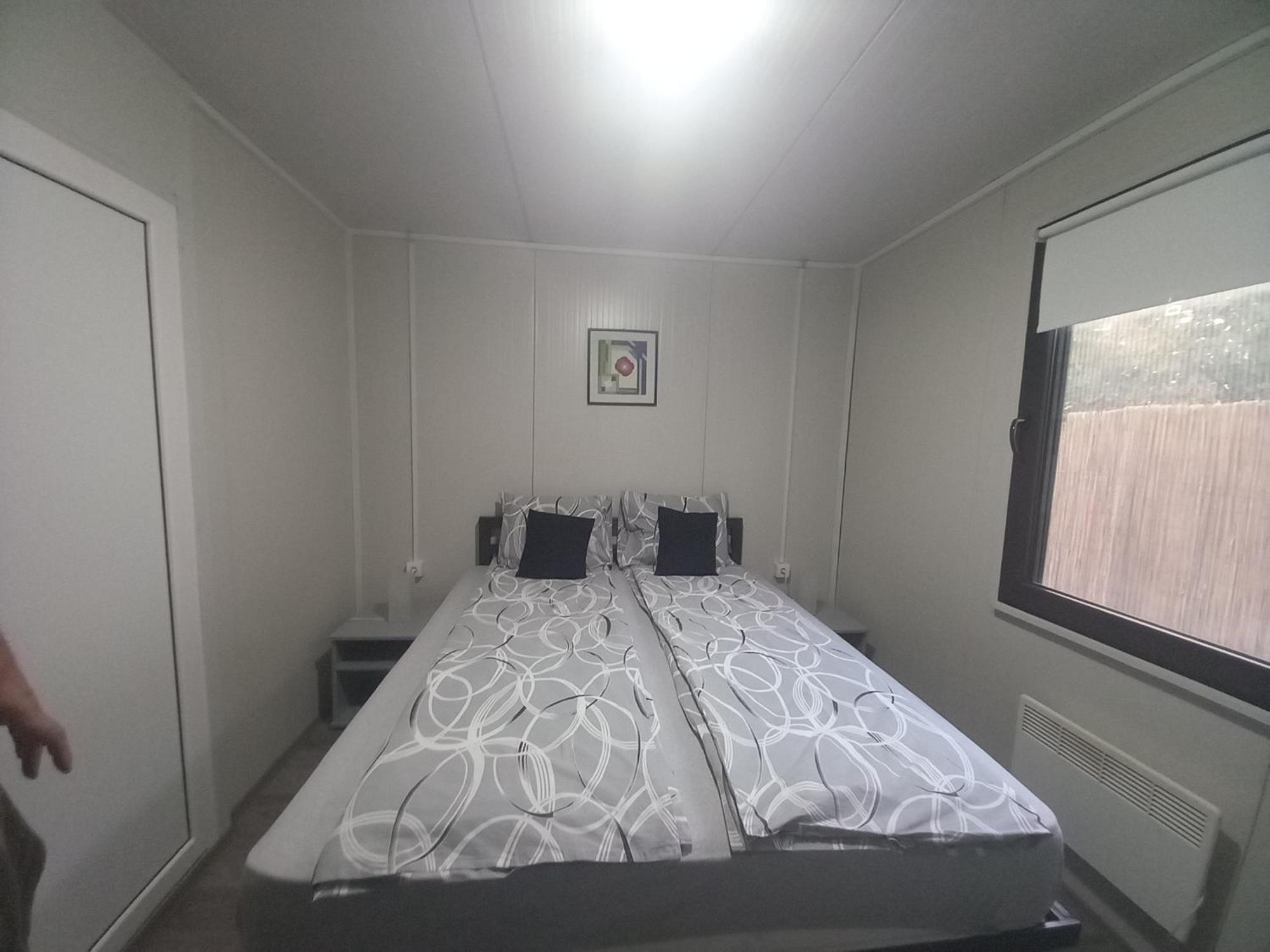 Rita Apartman & Studio 兹雷尼亚宁 外观 照片
